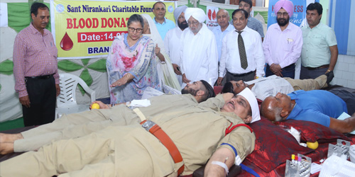 483 UNITS OF BLOOD DONATED IN MOHALI NEAR CHANDIGARH